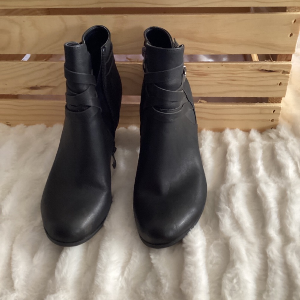 Booties - Picture 2 of 4